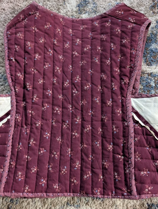 Vintage 70’s, quilted patchwork, handmade Reversible Vest / fits Small/Medium - Picture 6 of 9